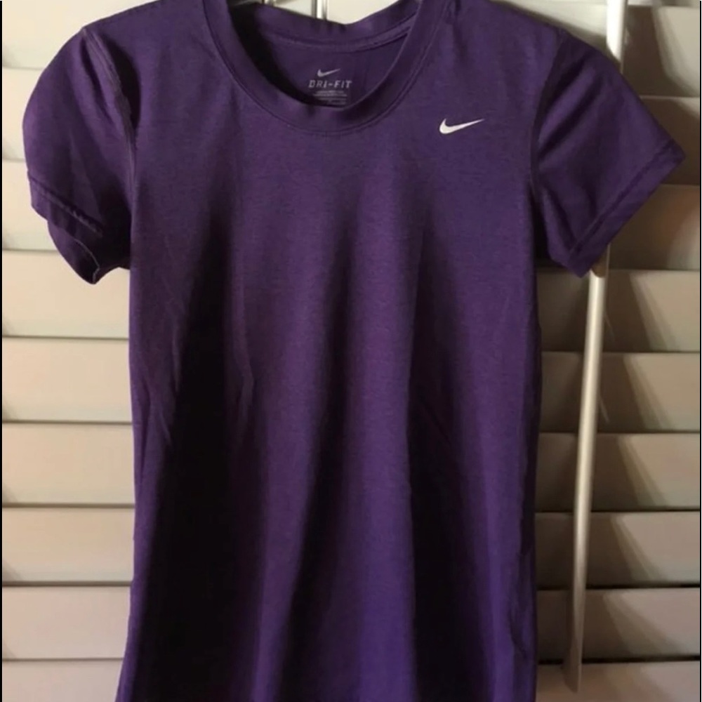 Nike Dri-Fit Small Purple Shirt